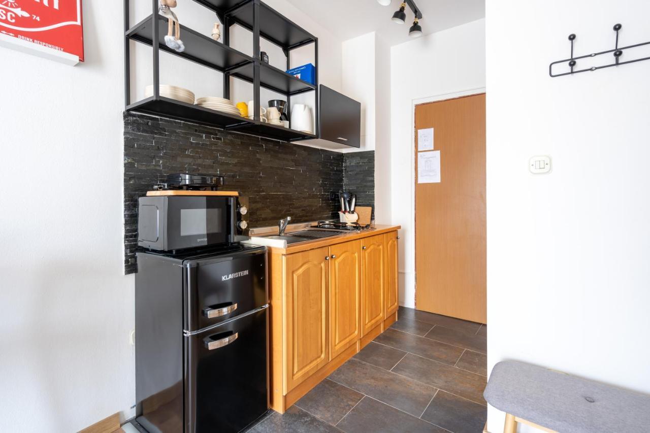 Alto 1 Studio Apartment 로비니 외부 사진